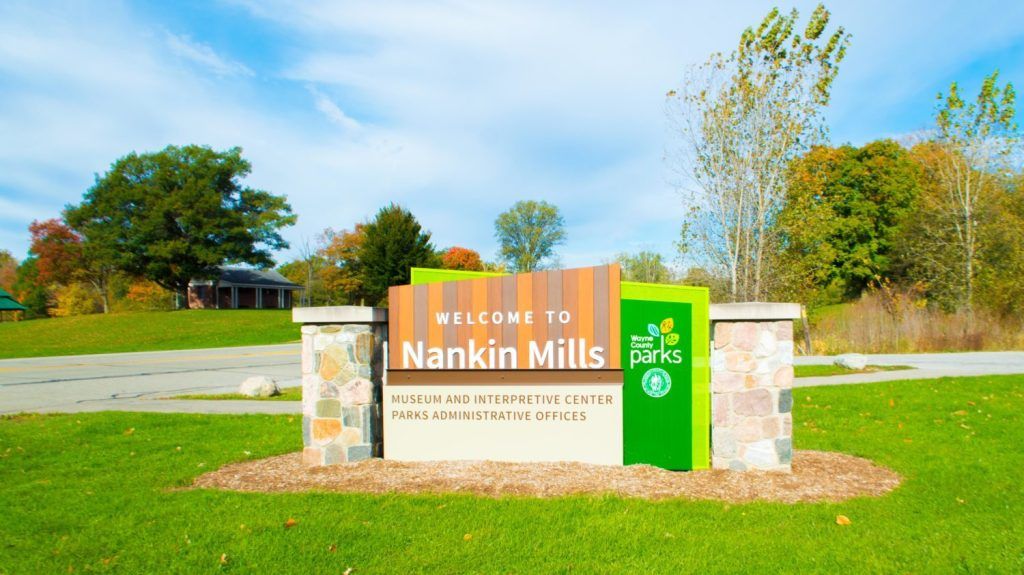 Nankin Mills Sign