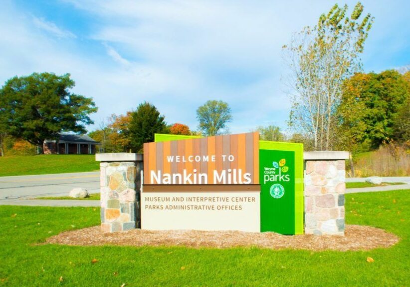 Nankin Mills Sign